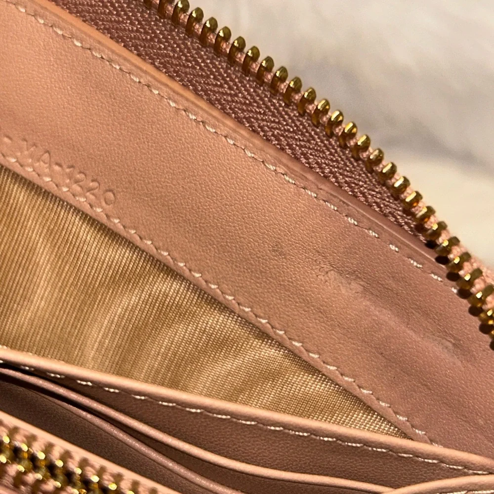 Christian Dior Blush Pink Grained Leather‎ Zippy Wallet
